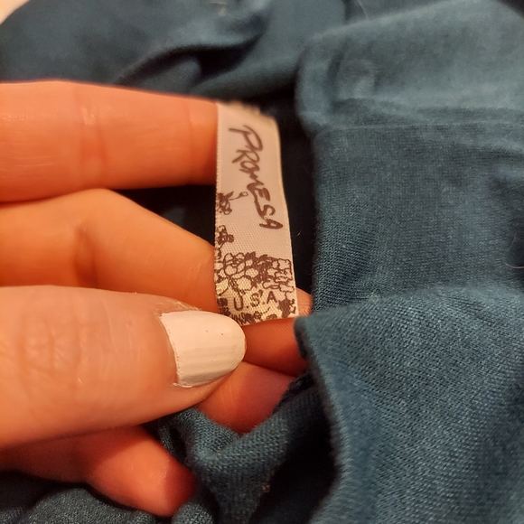 Emerald Green Skirt - Picture 5 of 8